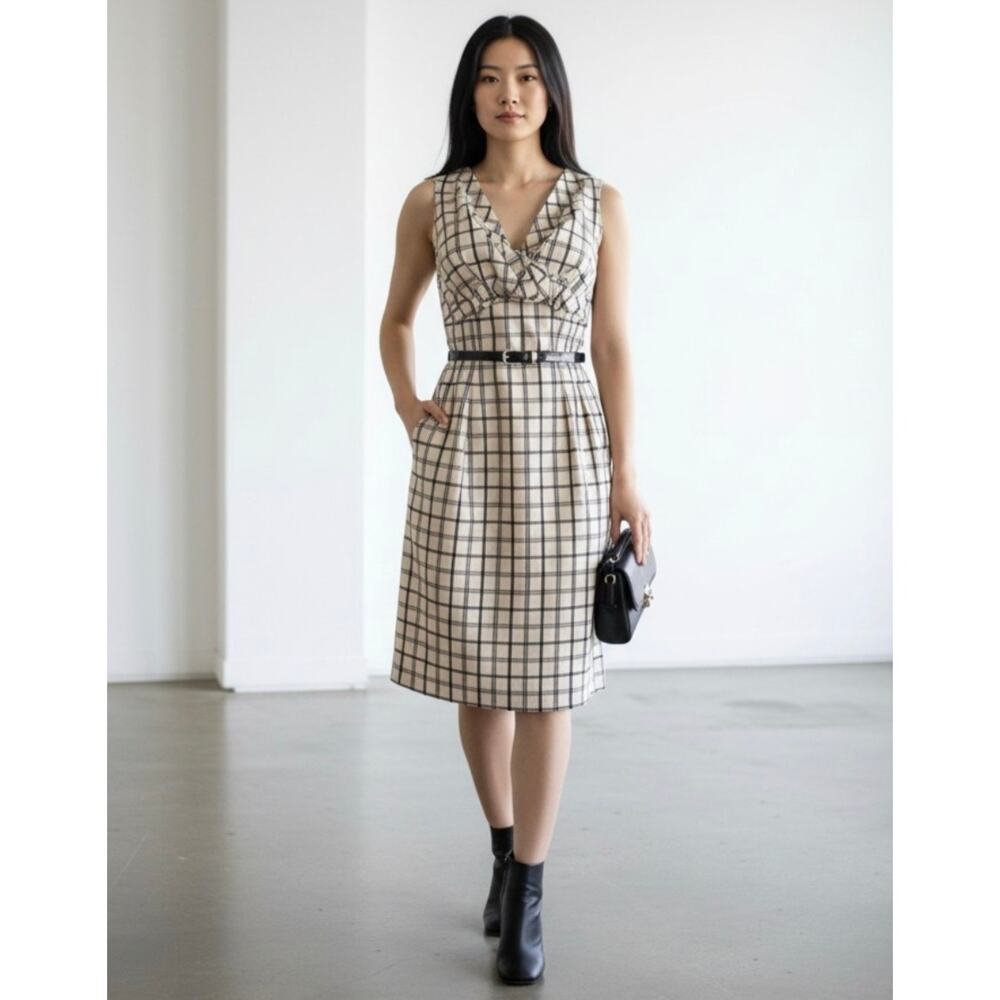 Lida Baday Dress Plaid Knee Length Sheath, Beige & Black sz 8 V-neck Sleeveless